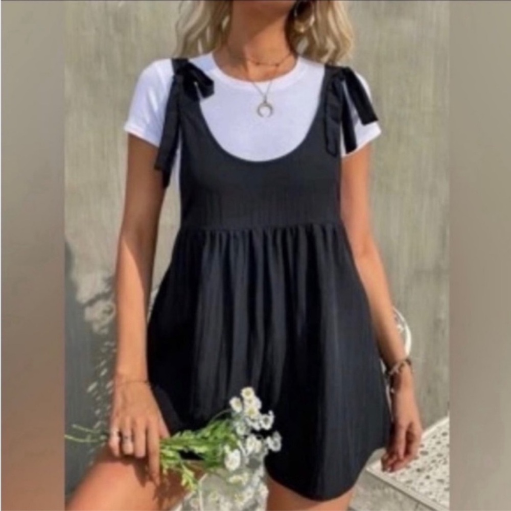 Black Sleeveless Romper